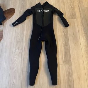 Men’s Medium Ripcurl Wetsuit